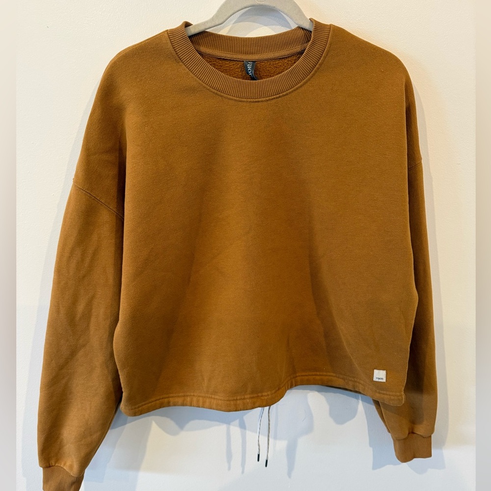 Vuori Women's Tan Crewneck Sweatshirt